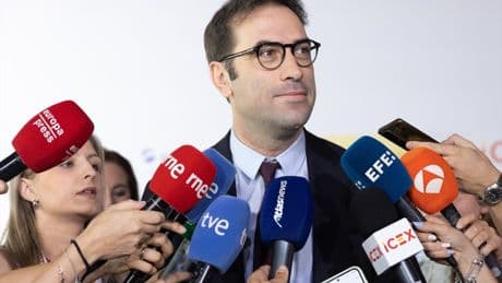 La Comisión Europea estudia abrir un procedimiento de infracción contra el Gobierno por su boicot a la OPA de BBVA