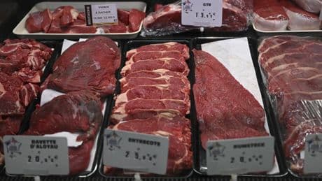 Intoxications alimentaires sévères: deux boucheries fermées provisoirement après la mort d'une enfant