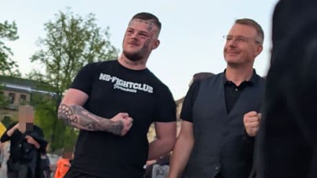 Nur dazu gestellt? - Zweites Foto von Landrat mit Neonazi aufgetaucht