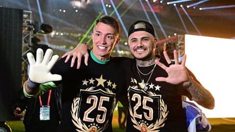 Galatasaray 5 yıldızlı formayı satışa sundu! İşte yeni logo
