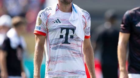 Nach Niederlage gegen Benfica: „Sind wir in Dortmund?“ – Müller kontert Mentalitätsfrage