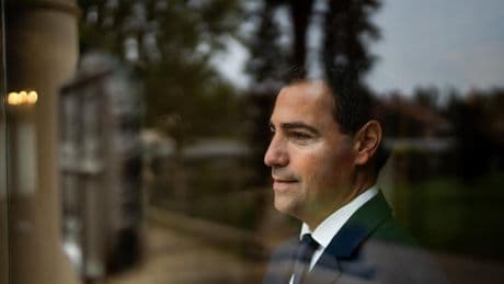 El lehendakari imprime una marcha más