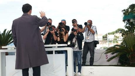 Cannes senza corrente per un blackout, il festival in difficoltà nella serata finale. «Probabile gesto doloso»