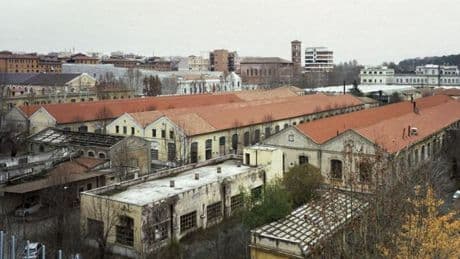 Ex caserme Guido Reni, in campo tre cordate