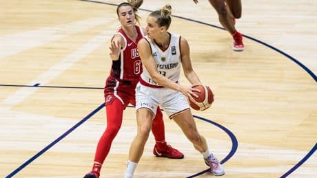 Basketballerin Fiebich im Gespräch: „Satou macht, was sie will, das war schon immer so“