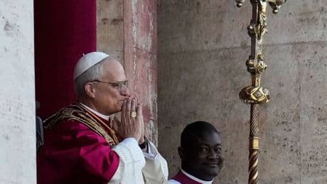 „Was für eine große Ehre für unser Land“: Neuer Papst Leo XIV. – Trump gratuliert dem neuen Kirchenoberhaupt