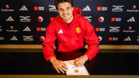 Senne Lammens made Man Utd transfer despite fuming Premier League rivals offering to pay more