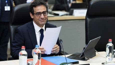 Plan de Bruselas para suprimir trabas en el mercado único: "Las empresas deben europeizarse antes que internacionalizarse""