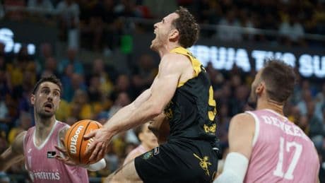 Así quedan los playoff de la Liga Endesa tras el recital de Marcelinho Huertas en la primera jornada