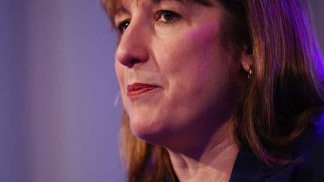 Rachel Reeves quickly proved she wasn't up to job with fateful error a child could spot