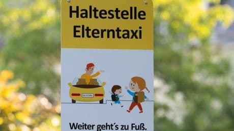 Jeder fünfte Grundschüler fährt täglich Elterntaxi