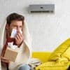 Virus, allergies... Peut-on vraiment tomber malade à cause de la clim ? Une microbiologiste répond