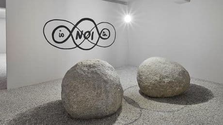A Arles, l’artiste Michelangelo Pistoletto surgit dans l’univers zen de Lee Ufan