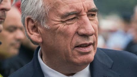 Vote de confiance: François Bayrou estime que "la dissolution reste une hypothèse"