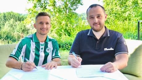 Konyaspor Rumen futbolcuyla imzaladı