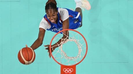 Basket : Dominique Malonga, la joueuse française qui a conquis l’Amérique
