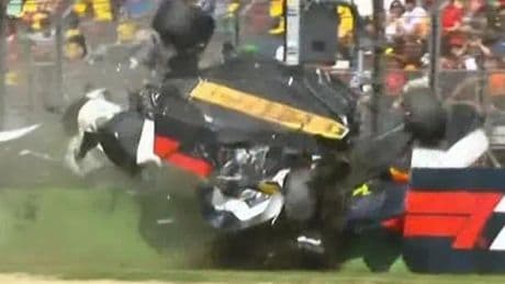 Brutal accidente de Tsunoda en los entrenamientos del G.P. de Ímola