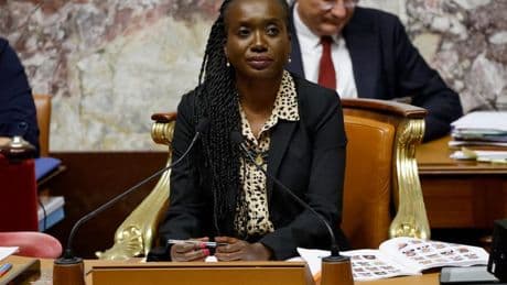 "Erreur de casting": la vice-présidente de l'Assemblée nationale Nadège Abomangoli visée par un courrier raciste