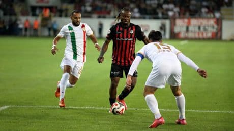 Çorum FK Amedspor'u eli boş gönderdi!