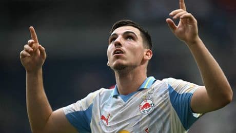 Ajax bereikt op hoofdlijnen akkoord met Red Bull Salzburg over transfer Oscar Gloukh