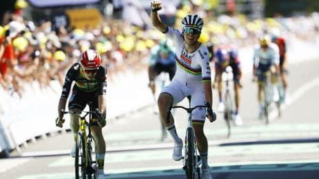 Tour de France, Pogacar non lascia più nulla. Vince in Bretagna e riprende la maglia gialla