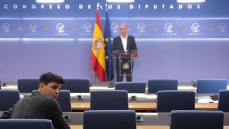 El negocio del odio de los 'quiles' y 'ndongos' no cabe en el Congreso