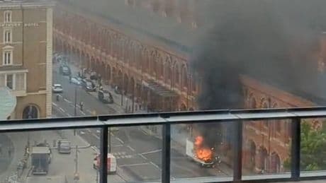 Kings Cross fire: Black smoke fills streets as blaze erupts at St Pancras station