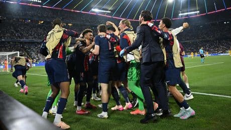 PSG'den Devler Ligi tarihine geçen şampiyonluk