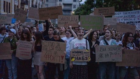 Thousands protest as Zelenskyy signs bill weakening anti-corruption agencies