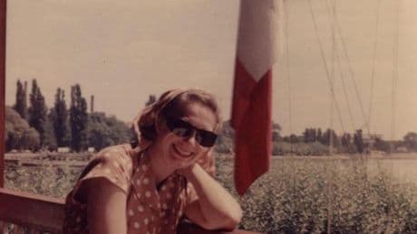 Inflitrée, mais jamais démasquée : l’histoire inédite d’une espionne du KGB en France