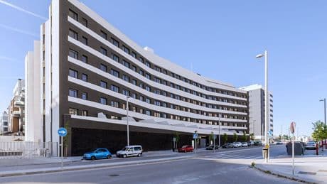 El mercado de vivienda en alquiler se calienta con dos grandes transacciones por 3.000 millones