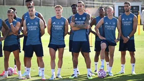 Arsenal 'moaner' offered summer exit option but transfer depends on Liverpool decision
