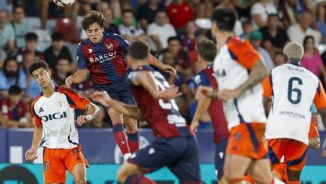 El Levante se juega con el Real Oviedo la diferencia de goles particular