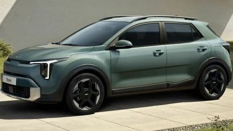 Stonic si rinnova, l'evoluzione del crossover Kia sia nel design che a livello di interni e connettività