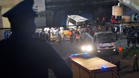Algérie : la population en colère contre « les bus de la mort »