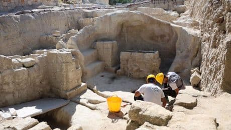 Yolun altından tarih çıktı! Nevşehir'de bin 500 yıllık buluş