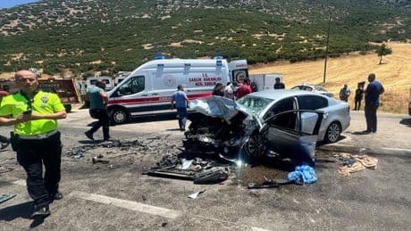 Isparta'da feci kaza! Ölü ve yaralılar var