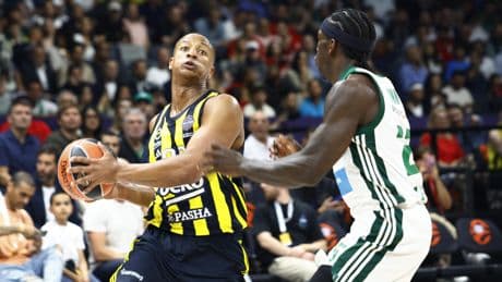 Euroligue : Fenerbahçe prend sa revanche sur le Panathinaikos, tenant du titre, et se hisse en finale