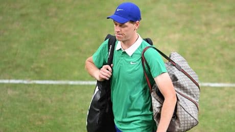 Tennis-Superstar Sinner überraschend raus - Mega-Sensation in Halle!