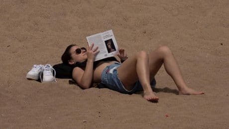 La ola de calor deja ya en la Catalunya interior temperaturas por encima de los 40º C