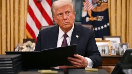 Guerre en Ukraine: Donald Trump annonce que Kiev et Moscou vont "négocier immédiatement" pour un cessez-le-feu