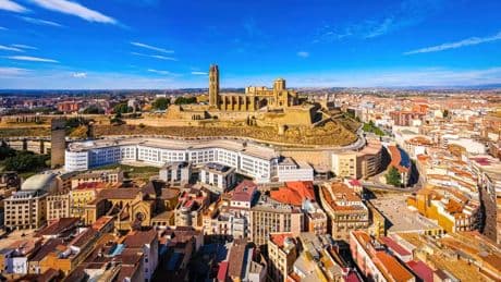 Las excepciones para entrar a la Zona de Bajas Emisiones de Lleida sin tener etiqueta de la DGT