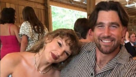 Taylor Swift & Travis Kelce - Taylor Swift und Travis Kelce bei Familienhochzeit