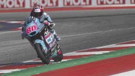 David Alonso firma una obra de arte para inaugurar por fin su casillero de victorias Moto2