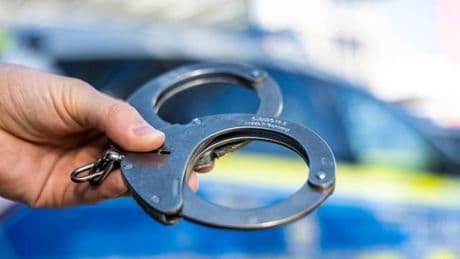 Weiterer Fund in Wohnung: Mutmaßlicher Drogenhändler in Kiel festgenommen