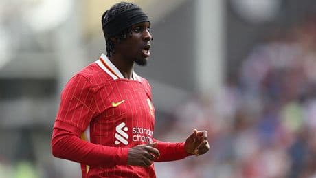Liverpool blow as Alexander-Arnold replacement faces month out