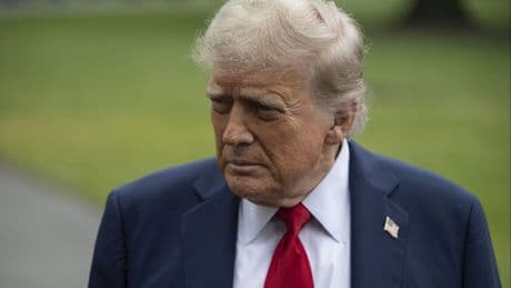 Trump’tan talimat: ‘Göçmenlere yönelik sınır dışı çabalar yoğunlaştırılsın’
