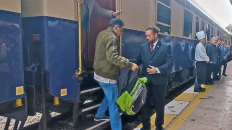 Turistik tren Sirkeci Garı’nda