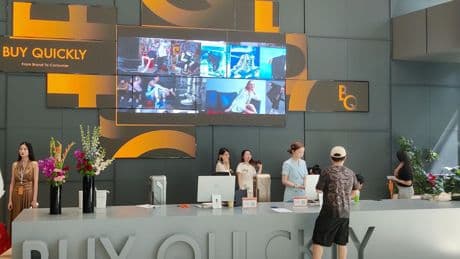 « Un maillon essentiel pour vendre en Chine » : plongée dans l’usine à influenceurs de la Chine digitale