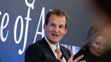 Starmer's AI adviser steps down